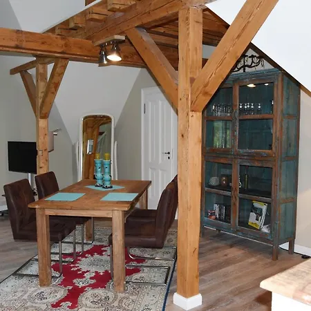 Falkennest * Dhronecken