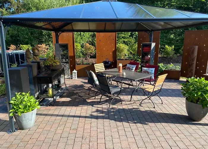 Falkennest 公寓 Dhronecken